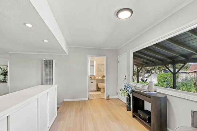 2405 Our Lane, Mountain View, CA 94040