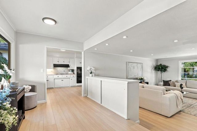 2405 Our Lane, Mountain View, CA 94040