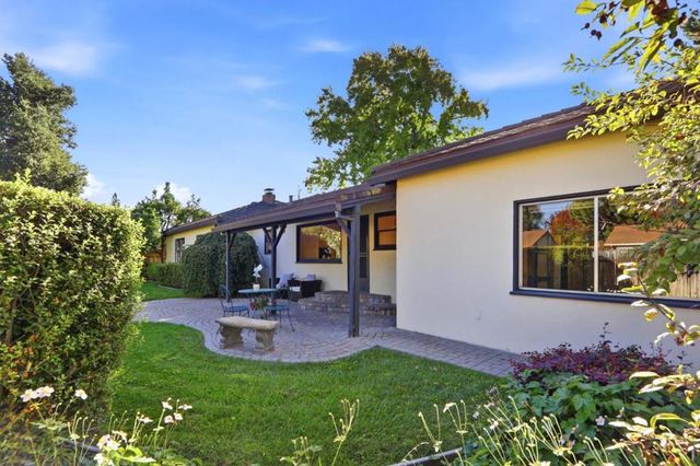 2405 Our Lane, Mountain View, CA 94040