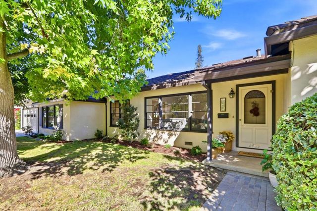 2405 Our Lane, Mountain View, CA 94040