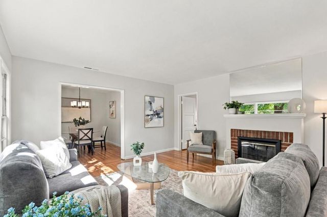 2405 Our Lane, Mountain View, CA 94040