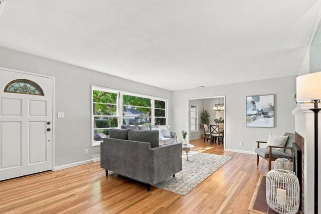 2405 Our Lane, Mountain View, CA 94040