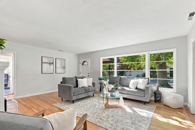 2405 Our Lane, Mountain View, CA 94040