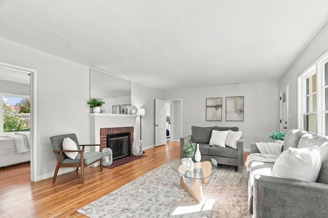 2405 Our Lane, Mountain View, CA 94040