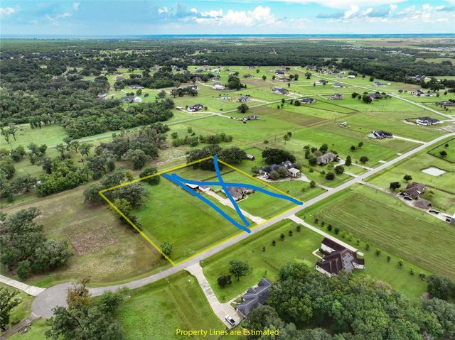 802 Comanche Trail Drive, Rosharon, TX 77583