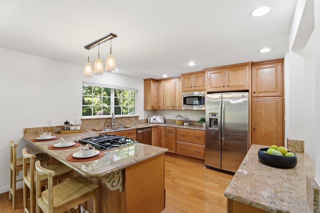 9410 Oak Leaf Way, Granite Bay, CA 95746