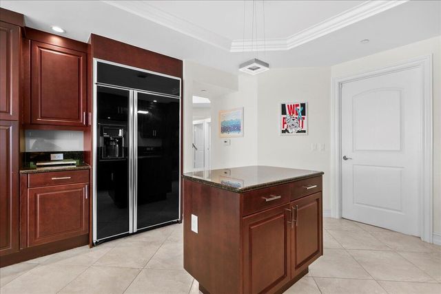 4600 N Ocean Drive 701, Singer Island, FL 33404