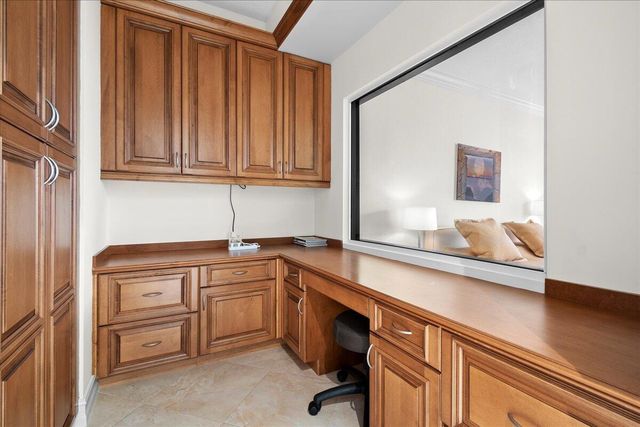 4600 N Ocean Drive 701, Singer Island, FL 33404