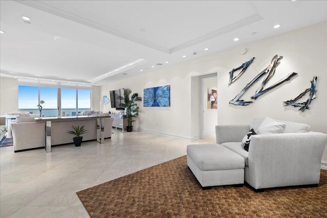 4600 N Ocean Drive 701, Singer Island, FL 33404