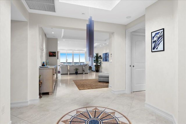 4600 N Ocean Drive 701, Singer Island, FL 33404