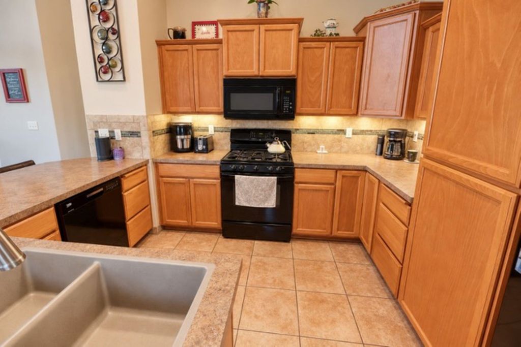 325 E Parker Ct, Colbert, WA 99005 photo 4