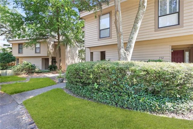 351 Brockinton Marsh, St Simons Island, GA 31522