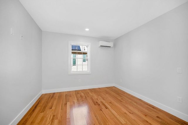 51 Willard, Lowell, MA 01850