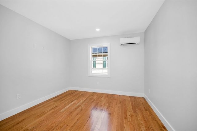 51 Willard, Lowell, MA 01850