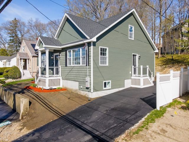 51 Willard, Lowell, MA 01850