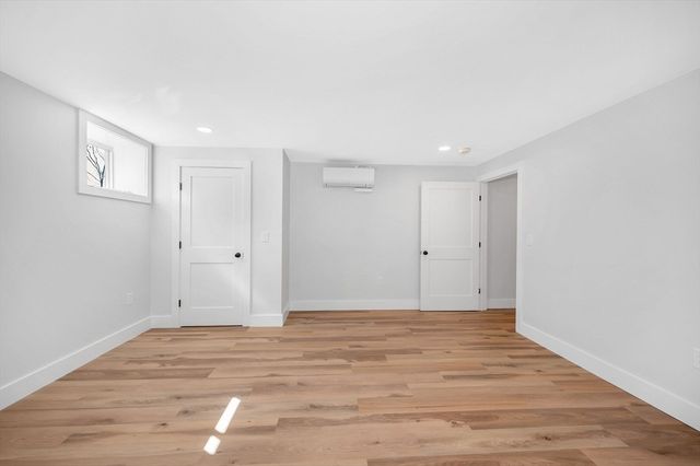 51 Willard, Lowell, MA 01850