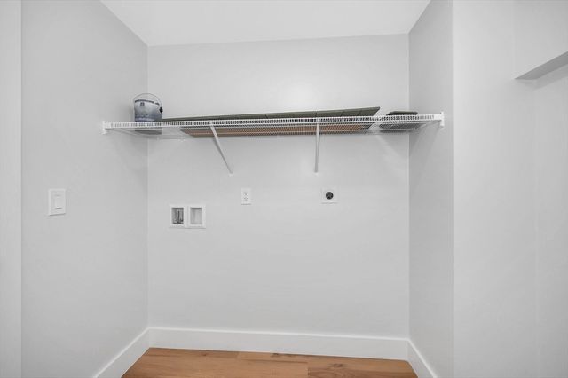 51 Willard, Lowell, MA 01850