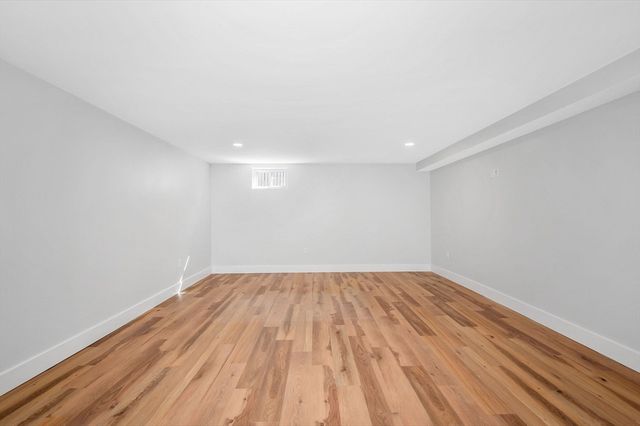 51 Willard, Lowell, MA 01850