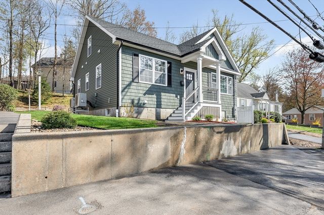 51 Willard, Lowell, MA 01850