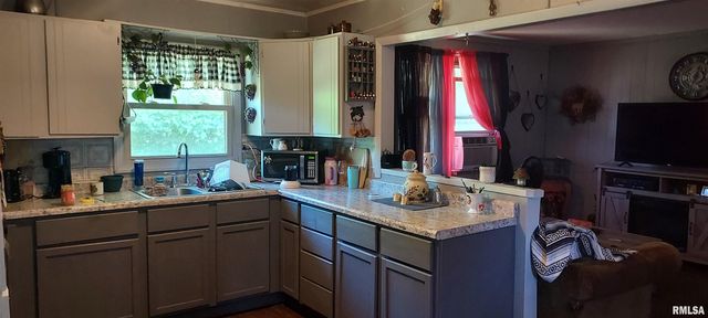 21904 US HWY 24 Highway, Lewistown, IL 61542