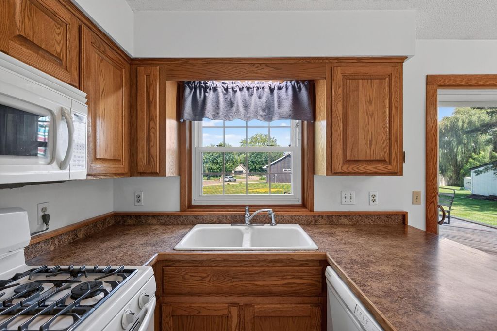 7430 170th Court W, Rosemount, MN 55068 — exterior