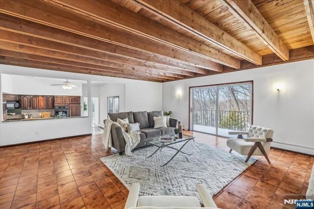 360 Valley View Avenue, Paramus, NJ 07652