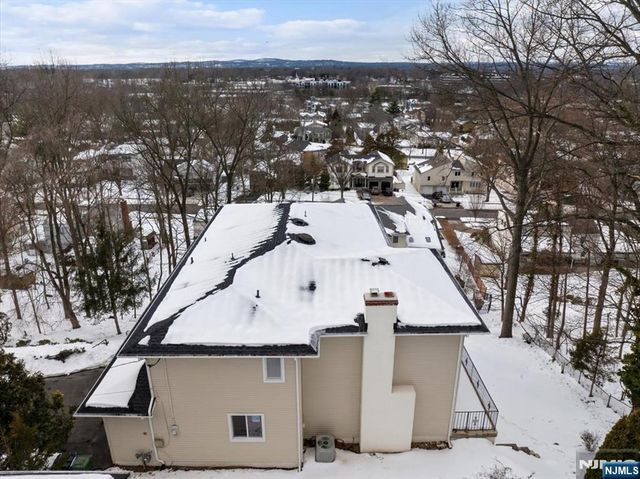 360 Valley View Avenue, Paramus, NJ 07652