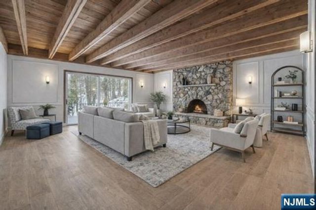 360 Valley View Avenue, Paramus, NJ 07652