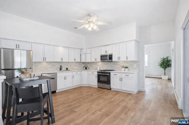 360 Valley View Avenue, Paramus, NJ 07652