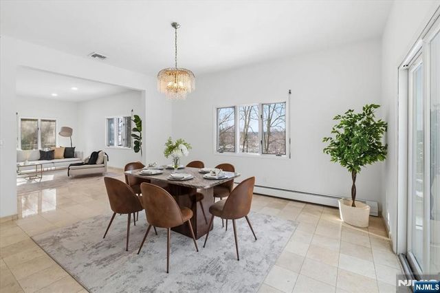 360 Valley View Avenue, Paramus, NJ 07652