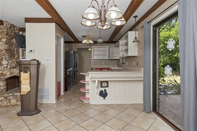 536 NE 40TH AVENUE, Ocala, FL 34470