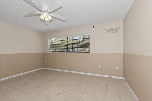 536 NE 40TH AVENUE, Ocala, FL 34470