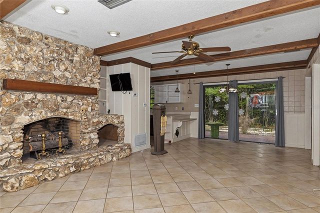 536 NE 40TH AVENUE, Ocala, FL 34470