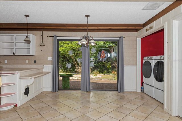 536 NE 40TH AVENUE, Ocala, FL 34470