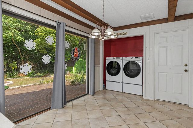 536 NE 40TH AVENUE, Ocala, FL 34470