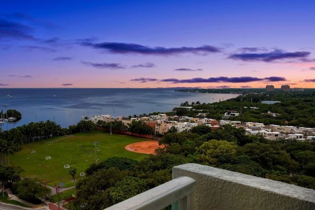 2889 Mcfarlane Road 1516, Miami, FL 33133