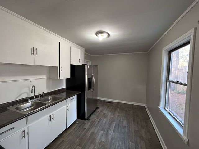 1267 S Park Ave, Dothan, AL 36301