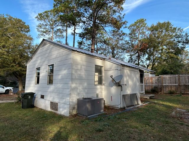 1267 S Park Ave, Dothan, AL 36301