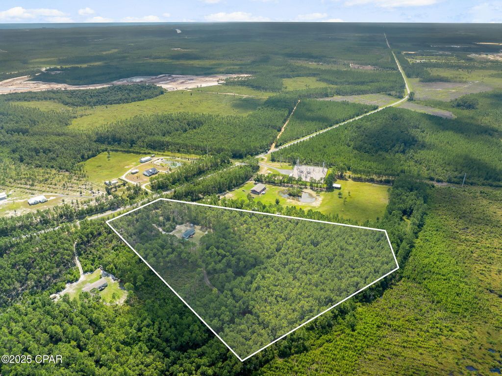 Image 16 of property listing at 10028 Steel Field Road, Panama City Beach, FL 32413