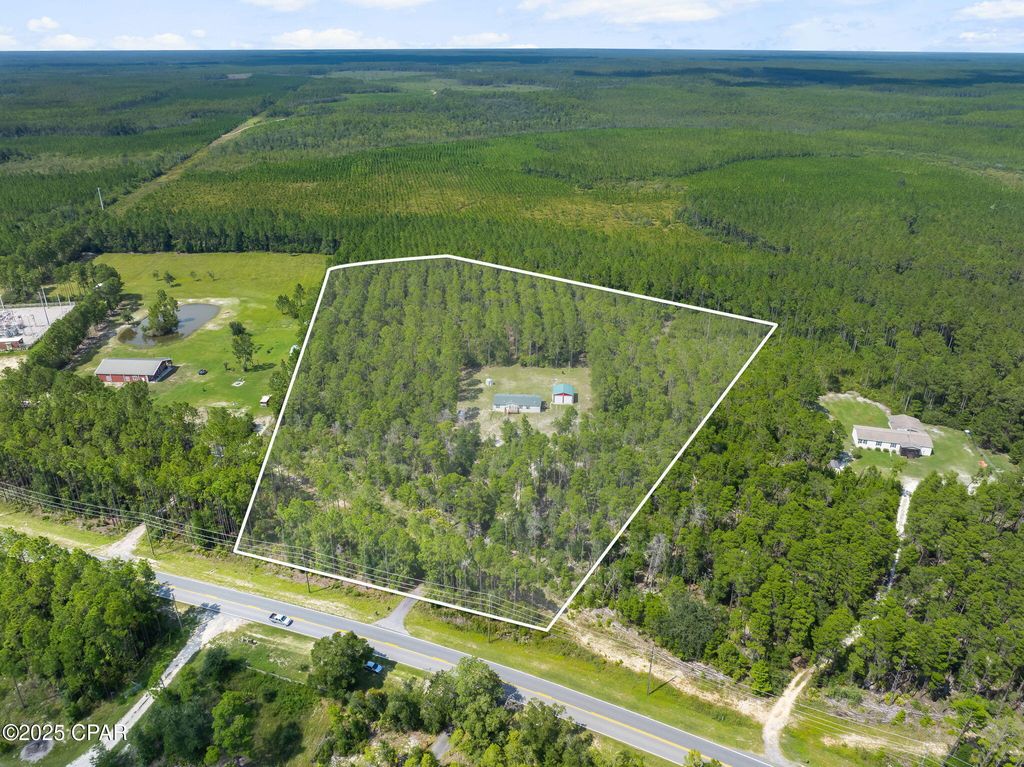 Image 4 of property listing at 10028 Steel Field Road, Panama City Beach, FL 32413