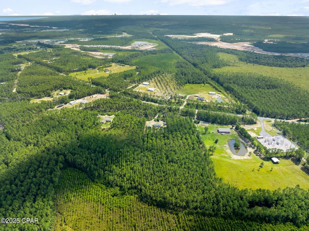 Image 6 of property listing at 10028 Steel Field Road, Panama City Beach, FL 32413