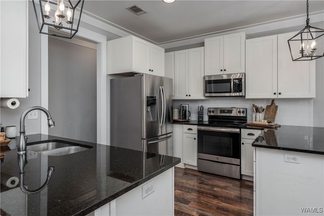 4150 Jamie, Moundville, AL 35474