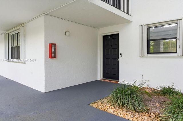 16051 Blatt Blvd 111, Weston, FL 33326