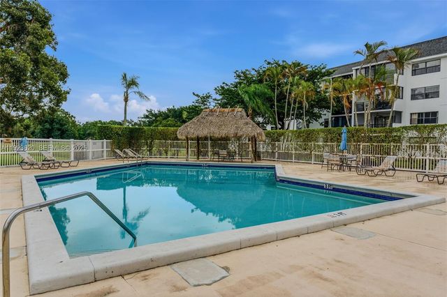 16051 Blatt Blvd 111, Weston, FL 33326