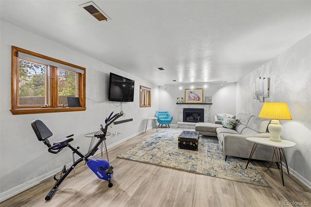 1991 S Locust Street, Denver, CO 80224