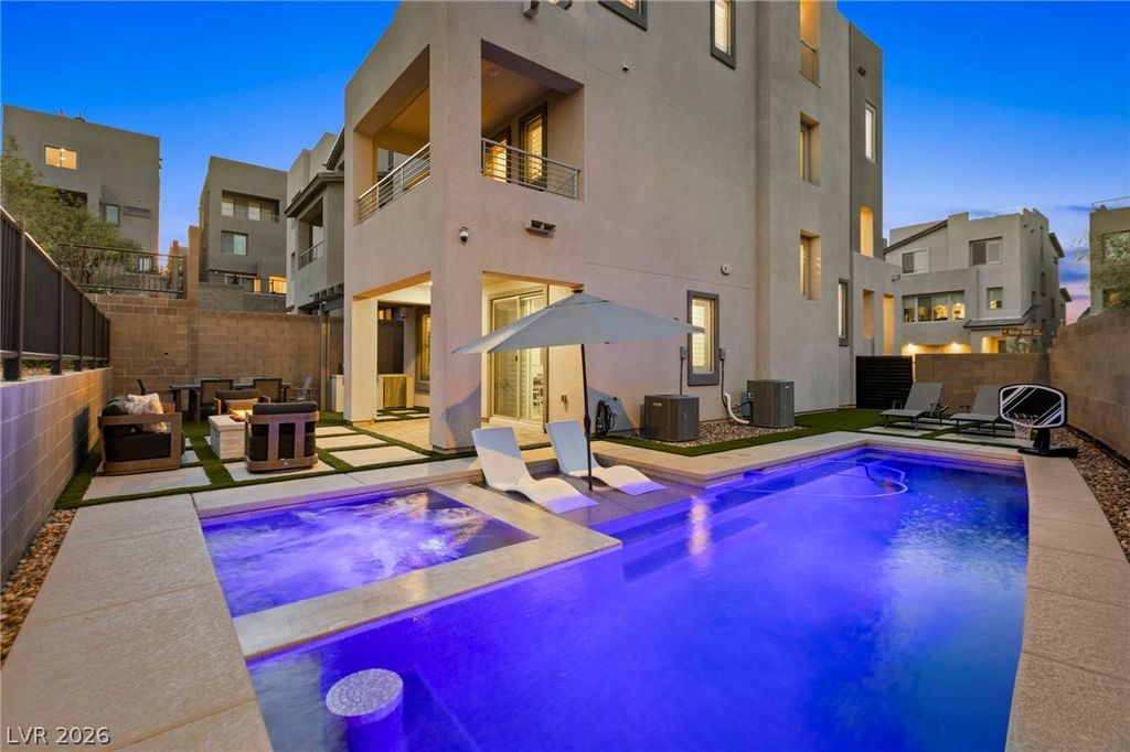 11563 Midnight Melody Avenue, Las Vegas, NV 89138 — exterior