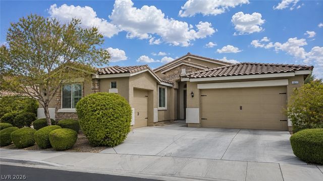 1637 Blue Cliffs Avenue, Henderson, NV 89014
