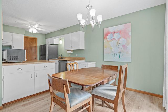 1890 Fox Ridge Drive C, West Saint Paul, MN 55118