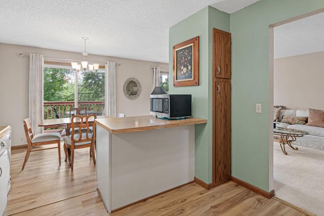 1890 Fox Ridge Drive C, West Saint Paul, MN 55118