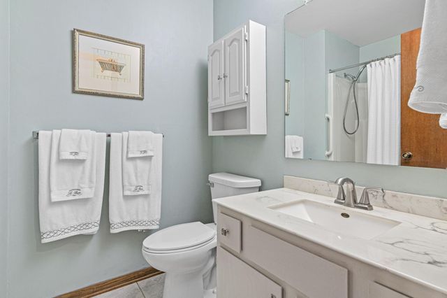 1890 Fox Ridge Drive C, West Saint Paul, MN 55118